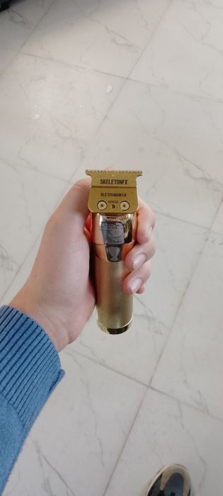 Babyliss pro skeleton fx trimmer sotiladi