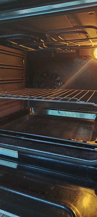 печка Electrolux с индукционен плот