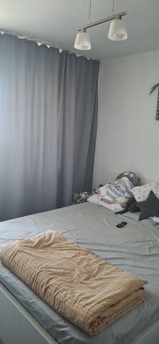 De vanzare apartament 2 camere decomandate