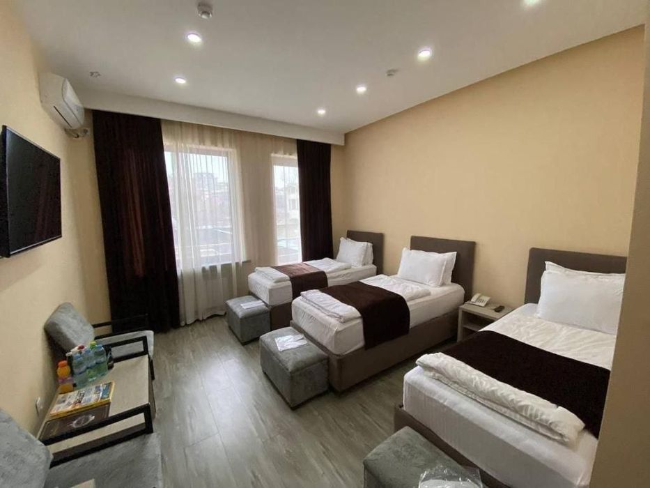 Bezzaks hotel mehmonxona kvartira xostel kunlik ijara