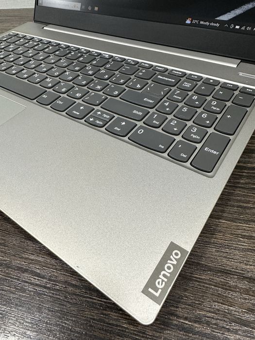 мощный 8-ядерный i5 ноутбук Lenovo IdeaPad s340, для графики и игр