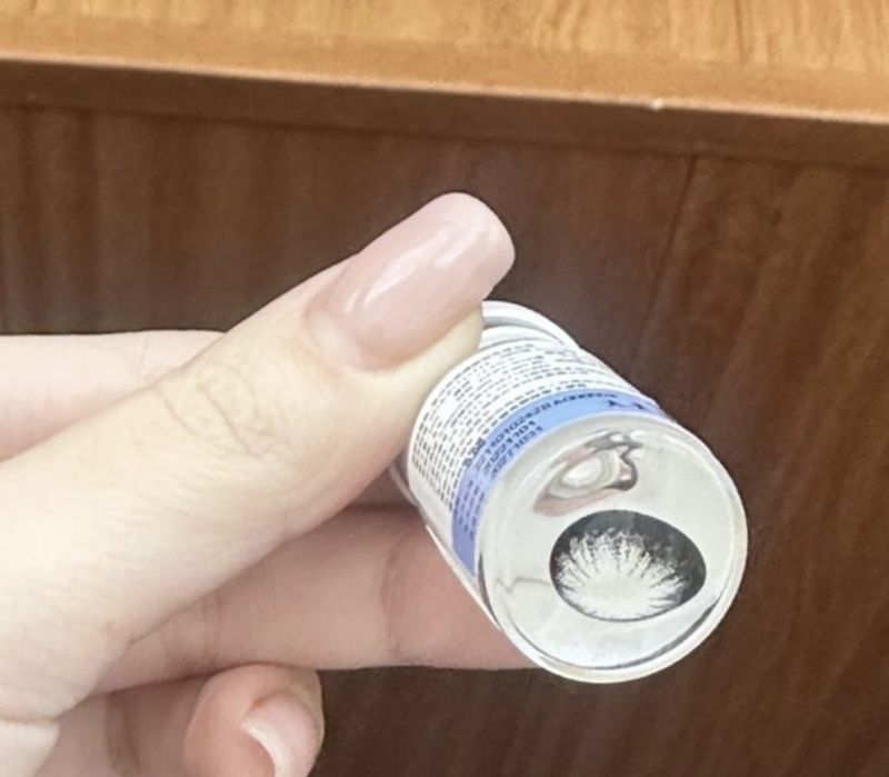 Бесцветные, черные коричневые