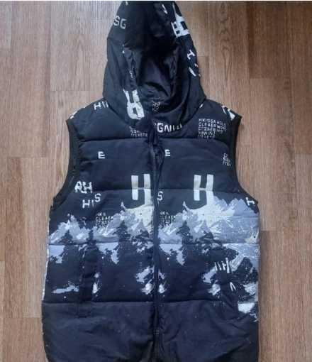 Безрукавка для мальчика размер 40