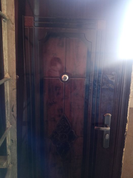 Продам дверь входную