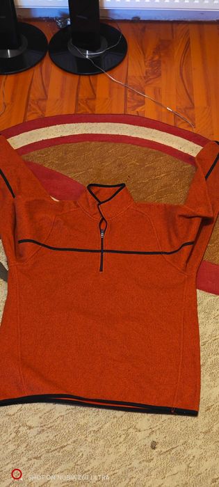 Vând bluze polar și termice L-xl