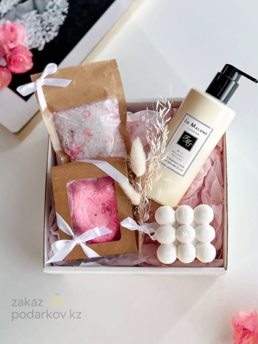 Подарочные боксы