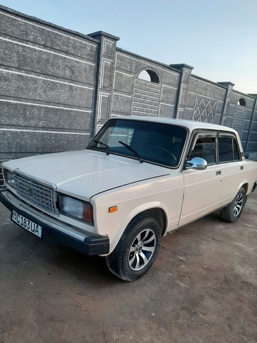 2107 пул зарур шу учун сотаяпман