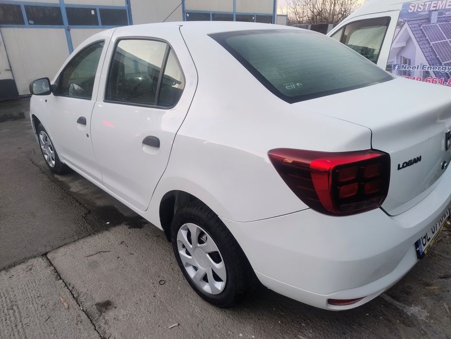 Vând Dacia Logan 2017