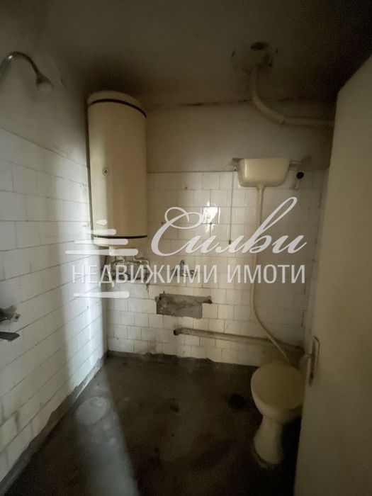 Продава се Едностаен апартамент в Шумен, Боян Българанов 1 - 47 кв.м за 1085 €/кв.м - Снимка #3