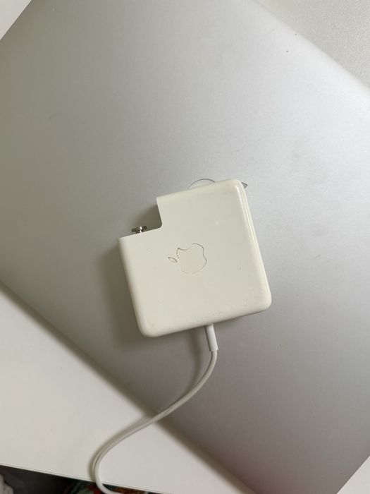 Macbook Pro 2015года 15 inch