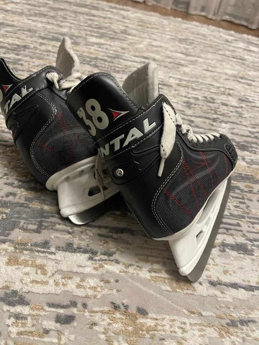 Коньки мужские 38 размер