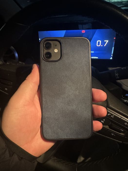 Продам айфон 11 в отличном состояний