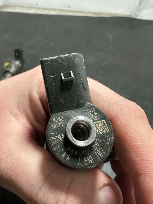 Injector injectoare BMW x3 F25 2.0 diesel N47 7810702