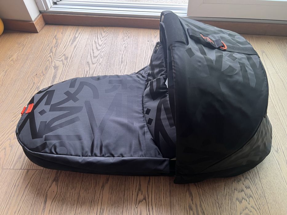 Cybex Melio най-леката бебешка количка