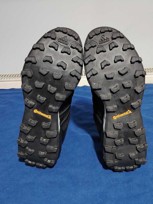ADIDAS TERREX 330, cu GoreTex, mărimea 40, interior 24,5 cm.