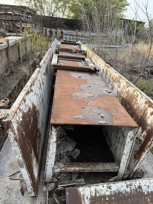 Формы для лотков, плит