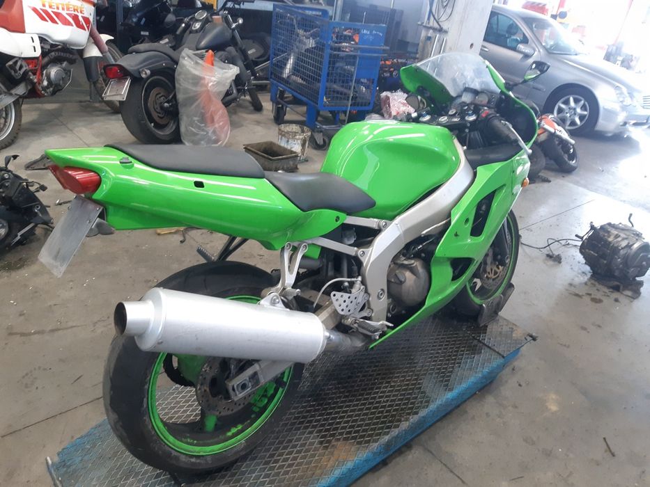 Мотоциклет Кавазаки Нинджа (Kawasaki  Zx6r, ninja 636)-на части