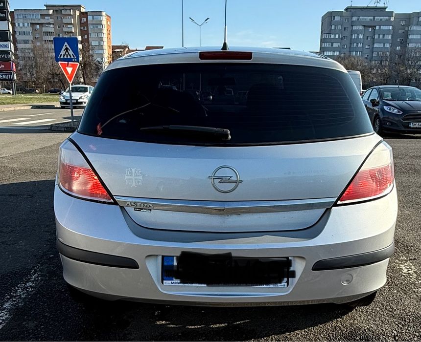 Opel Astra H motor 1.4 benzina 90 CP an 2004