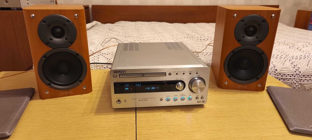 KENWOOD  R - K701  компактна Hi-Fi Stereo система с говорители