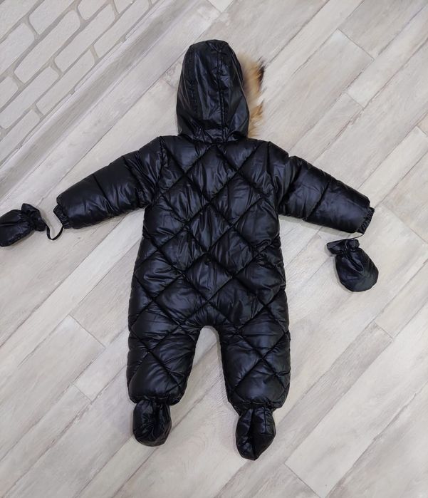 Детский комбинезон зимний.