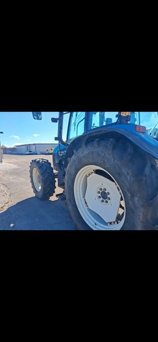 New Holland TS115