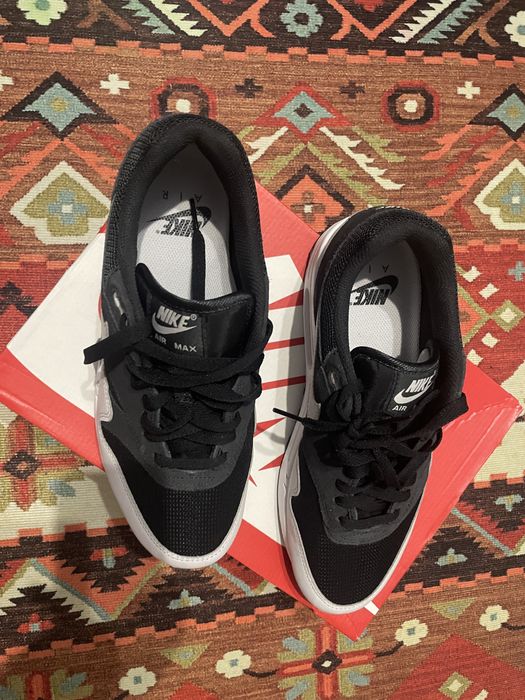 Кроссовки nike air max 1