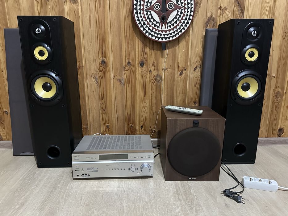 Sistem Sony: receiver + 2 boxe + subwoofer