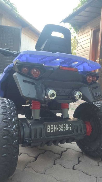 Детский квадроцикл