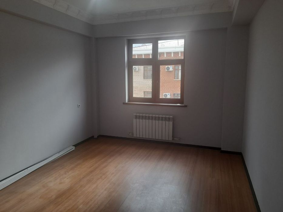 Нуравшон 3 хонали сотилади новостройка Чигатой