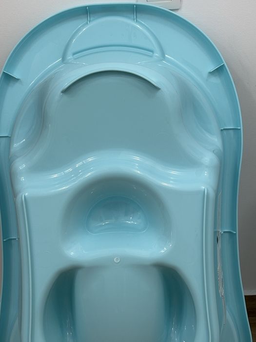Cădiță ergonomică pentru bebeluși, cu suport anatomic și dop de scurgere – ca nouă