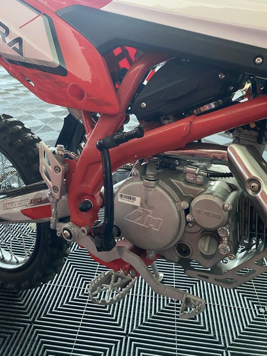MotoCross  dirtbike 150cc Ultra Apollo nou cu garantie si livrare in toata tara