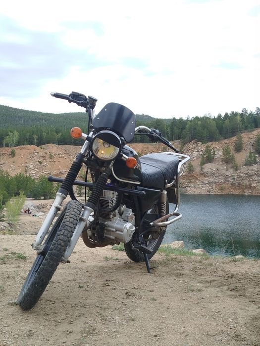 Продам мотоцикл Yaqi 150куб