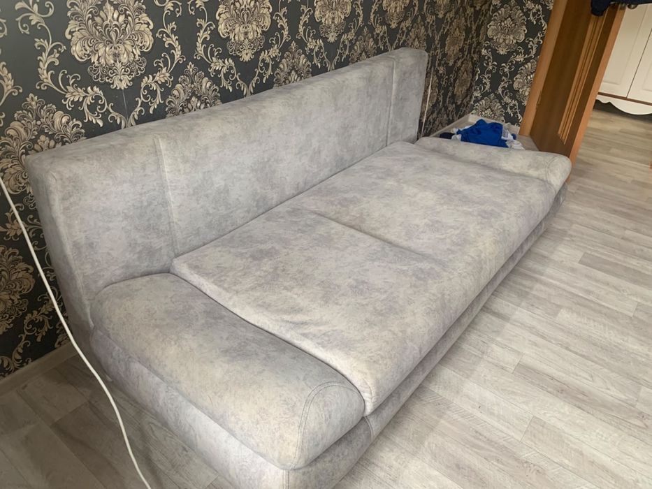 Кровать раздвигается б/у