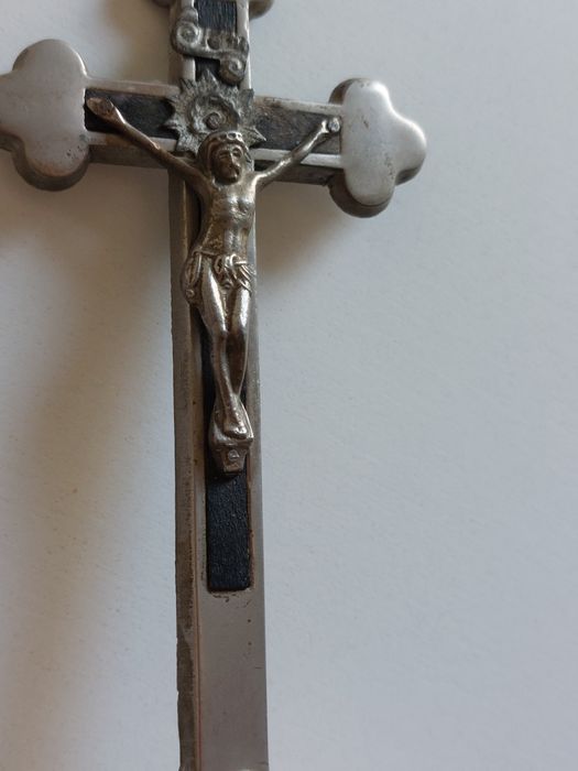 Crucifix vechi doua modele