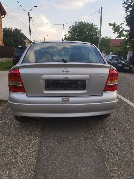 Far stop usa aripa Dezmembrez Opel Astra G 1.7