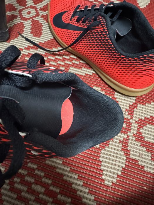 Ghete fotbal Nike Bravata II IC