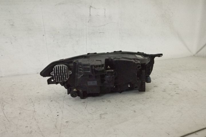 Фар Ляв Пълен Лед Активен Висок Сноп Оригинален В Добро Състояние Волв