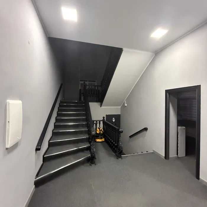 Дом-офис 1400 м² | 24 сотки | 40 парковочных мест