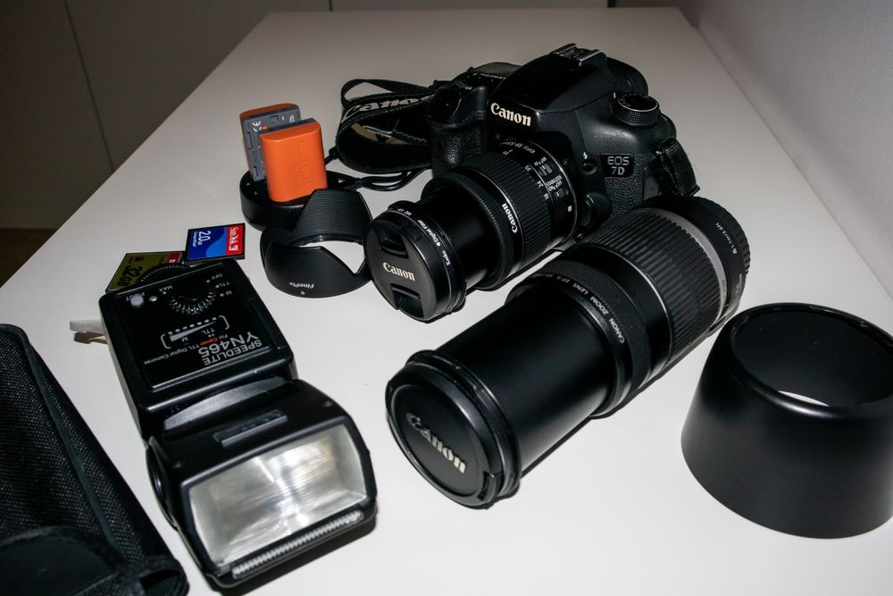 Canon 7D dslr perfect pentru începători.