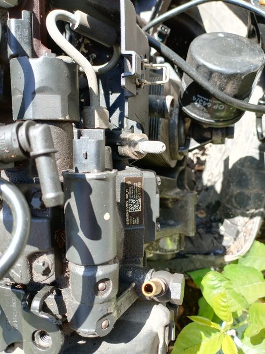 Продавам помпа за високо налягане за Нисан кашкай 1,5 dci