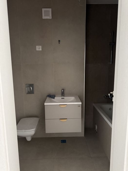 Apartament 3 camere MRS Gradinile