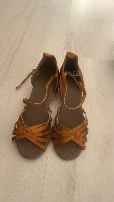 Туфли для спортивных танцев