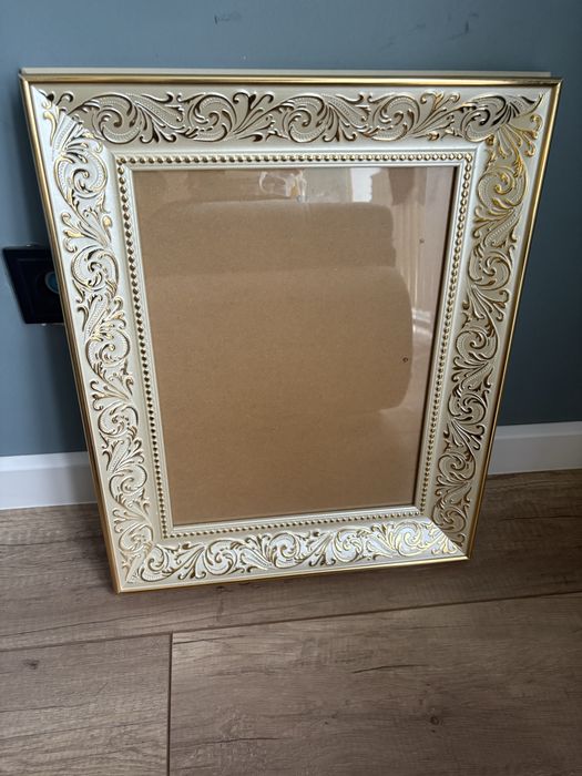 Фоторамки, часы настенные