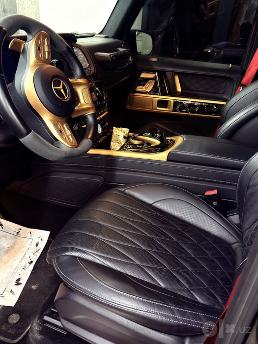 Mercedes benz g63 god 2024 probeg 17000