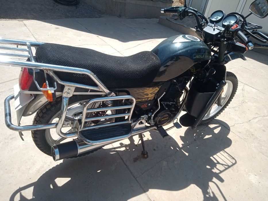 Мотоцикл сатылады...