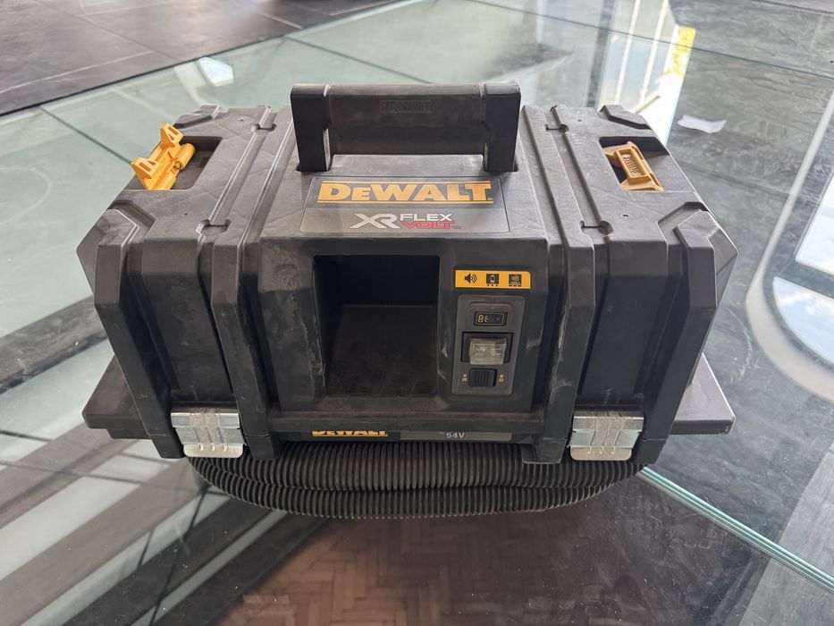 Aspirator profesional Dewalt DCV586MT2