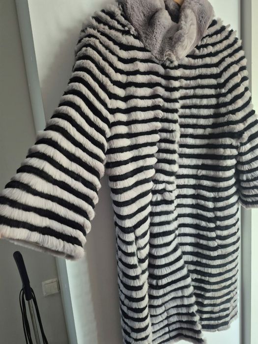 Демисезонная шубка