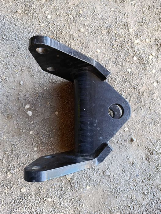 Задняя навеска на трактора YTO.