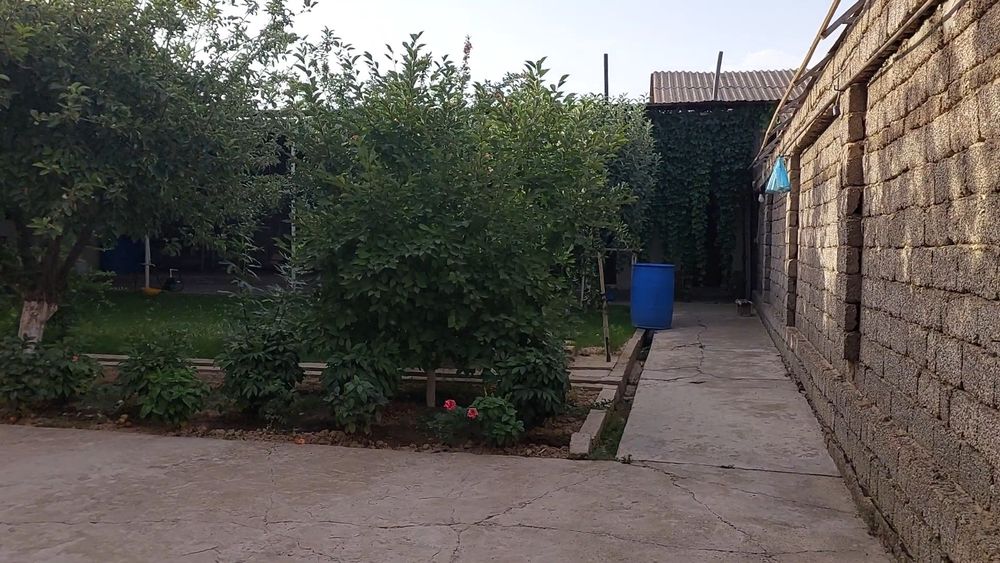 Уй участка ховли сотилади