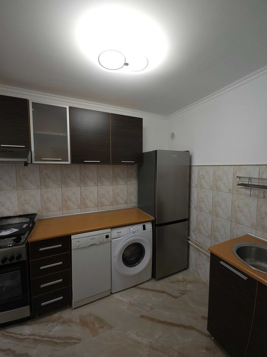 Închiriez apartament cu trei camere la casă in Timișoara 100mp